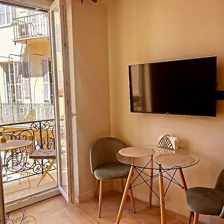 Massena Street, 2 Rooms Balcony Nice Exterior photo